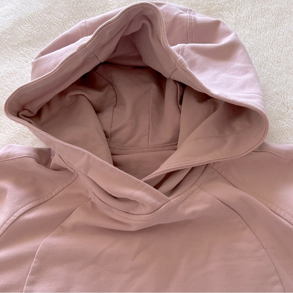 Lululemon Hoodie 💗 like new! - Picture 4 of 8